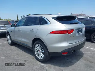 2017 Jaguar F-Pace 20d Prestige with VIN SADCK2BN1HA099059, listed as a IAAI auction lot 42720996 with 91,043 mi miles and . Bid and sale history available at DreamBid. Image 3.
