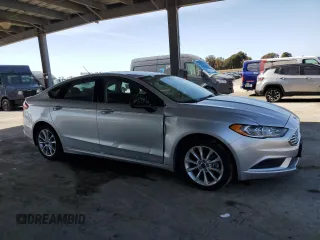 2017 Ford Fusion SE with VIN 3FA6P0HD3HR257927, listed as a Copart auction lot 52591085 with 107,443 mi miles and Clean Title. Bid and sale history available at DreamBid. Image 4.