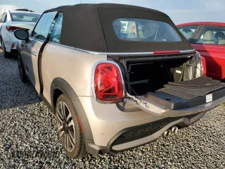 2022 MINI Convertible Cooper S with VIN WMW43DL0XN3P20467, listed as a Copart auction lot 75042174 with 9,038 mi miles and Non Repairable. Bid and sale history available at carsss.com. Image 2.