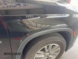 2022 Chevrolet Traverse LT Cloth with VIN 1GNERGKW3NJ157293, listed as a IAAI auction lot 42580763 with 102,743 mi miles and . Bid and sale history available at DreamBid. Image 1.