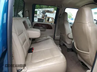 2001 Ford F-350 XL z VIN 1FTSW30F61EA47096, wystawiony jako Copart lot #56826595 z przebiegiem 205 679 mil mil oraz Szkoda całkowita • Salvage title. Historia ofert i sprzedaży dostępna na DreamBid. Obrazek 10.