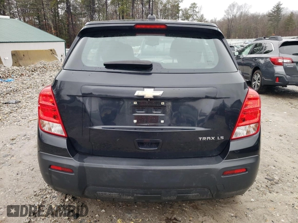 2015 Chevrolet Trax LS with VIN 3GNCJKSB6FL246882, listed as a Copart auction lot 46252895 with 137,015 mi miles and Clean Title. Bid and sale history available at carsss.com. Image 6.