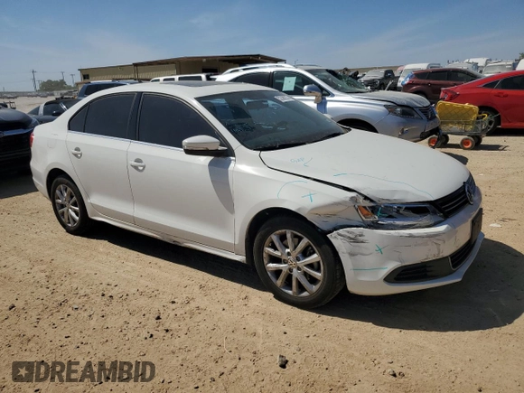 2013 Volkswagen Jetta Sedan SE with VIN 3VWDP7AJ6DM307315, listed as a Copart auction lot 52398235 with 138,764 mi miles and Salvage Title. Bid and sale history available at carsss.com. Image 4.
