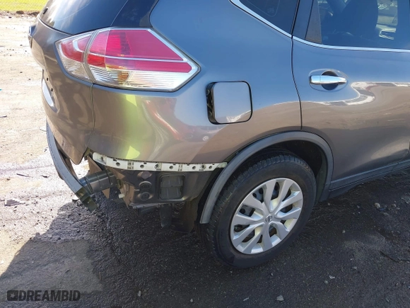 2015 Nissan Rogue S with VIN KNMAT2MT8FP528798, listed as a IAAI auction lot 41878426 with 75,806 mi miles. Bid and sale history available at carsss.com. Image 19.