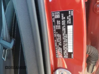 2022 Volvo XC40 Twin Plus z VIN YV4ED3UR4N2717241, wystawiony jako Copart lot #68005304 z przebiegiem Nie podano mil oraz Szkoda całkowita • Salvage title. Historia ofert i sprzedaży dostępna na DreamBid. Obrazek 12.