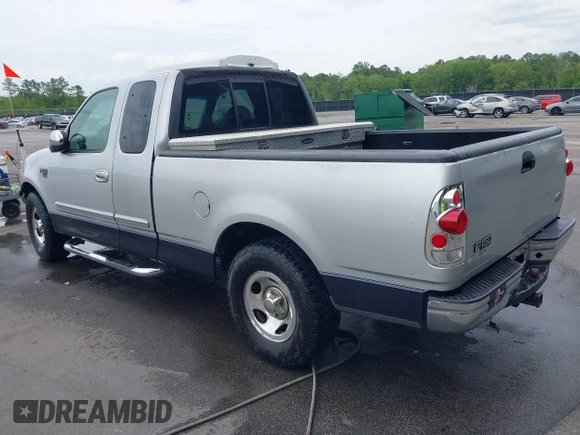 1999 Ford F-150 with VIN 1FTRX17W5XNC01330, listed as a IAAI auction lot 42101633 with 262,374 mi miles and . Bid and sale history available at DreamBid. Image 3.
