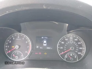 2019 Kia Optima LX z VIN 5XXGT4L32KG298796, wystawiony jako IAAI lot #42266827 z przebiegiem 89 841 mil mil oraz . Historia ofert i sprzedaży dostępna na DreamBid. Obrazek 7.