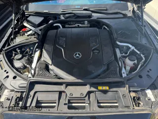2022 Mercedes-Benz S 580 z VIN W1K6G7GB3NA129301, wystawiony jako Copart lot #58742715 z przebiegiem 94 735 mil mil oraz Tytuł czysty. Historia ofert i sprzedaży dostępna na DreamBid. Obrazek 7.