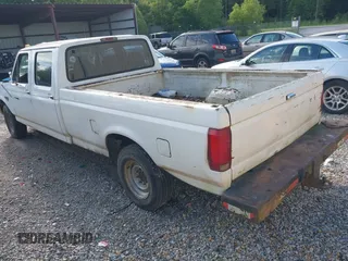 1997 Ford F-350 with VIN 1FTJW35F9VEC78035, listed as a IAAI auction lot 42183452 with Not Provided miles and . Bid and sale history available at DreamBid. Image 3.