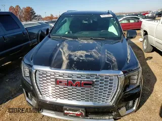2021 GMC Yukon XL Denali with VIN 1GKS2JKL8MR448914, listed as a Copart auction lot 77871723 with 0 mi miles and Salvage Title. Bid and sale history available at carsss.com. Image 12.