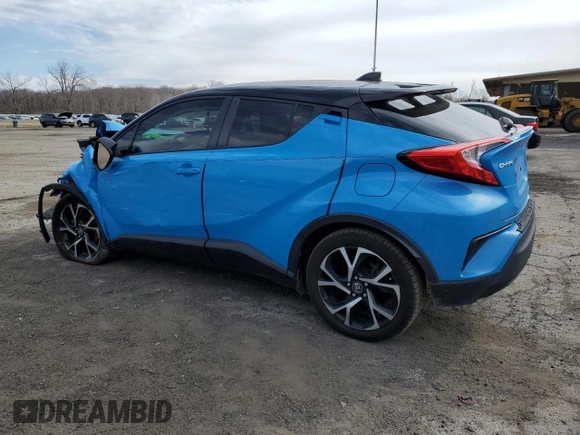 2019 Toyota C-HR XLE with VIN NMTKHMBX4KR097964, listed as a Copart auction lot 50431145 with 0 mi miles and Salvage Title. Bid and sale history available at carsss.com. Image 2.