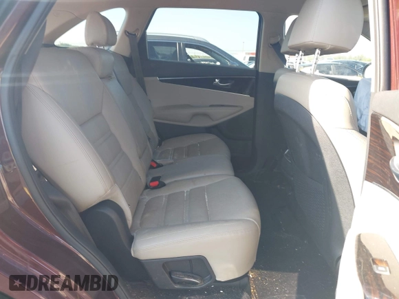 2019 Kia Sorento EX with VIN 5XYPHDA5XKG537867, listed as a IAAI auction lot 42290124 with 44,037 mi miles and . Bid and sale history available at DreamBid. Image 8.