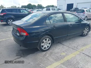 2009 Honda Civic LX z VIN 1HGFA165X9L011651, wystawiony jako IAAI lot #42483527 z przebiegiem 193 999 mil mil oraz . Historia ofert i sprzedaży dostępna na DreamBid. Obrazek 4.