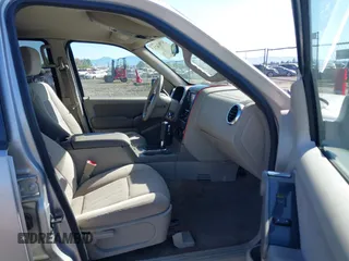 2006 Ford Explorer XLT с VIN 1FMEU63E66UA87405, выставлен на аукционе IAAI как лот 41983673 с пробегом 168 254 миль миль и . История ставок и продаж доступна на DreamBid. Изображение 5.