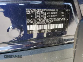 2019 Toyota RAV4 XLE with VIN 2T3W1RFV7KW029959, listed as a Copart auction lot 61825405 with 36,180 mi miles and Salvage title. Bid and sale history available at DreamBid. Image 13.