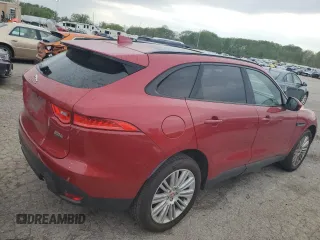 2018 Jaguar F-Pace 25t Premium z VIN SADCJ2FX8JA274976, wystawiony jako Copart lot #50340164 z przebiegiem 67 930 mil mil oraz Szkoda całkowita • Salvage title. Historia ofert i sprzedaży dostępna na DreamBid. Obrazek 3.