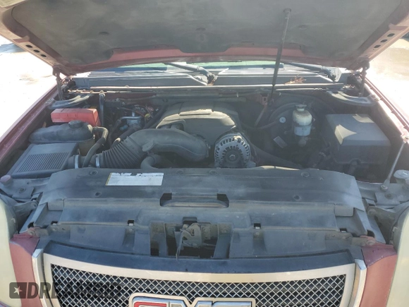 2007 GMC Yukon SLT with VIN 1GKFC13J17J122841, listed as a Copart auction lot 45637025 with Not Provided miles and Salvage Title. Bid and sale history available at carsss.com. Image 11.