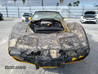 1977 Chevrolet Corvette with VIN 1Z37L7S430874, listed as a Copart auction lot 80905274 with 25,978 mi miles and Non repairable. Bid and sale history available at DreamBid. Image 5.