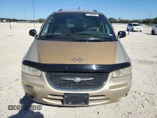 1998 Chrysler Town & Country LXi with VIN 1C4GP64LXWB644491, listed as a Copart auction lot 81560064 with 176,363 mi miles and Clean Title. Bid and sale history available at carsss.com. Image 5.