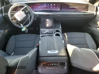 2025 Cadillac Escalade z VIN 1GYS9PRL6SR137800, wystawiony jako Copart lot #49889855 z przebiegiem 3 031 mil mil oraz Szkoda całkowita • Salvage title. Historia ofert i sprzedaży dostępna na DreamBid. Obrazek 8.