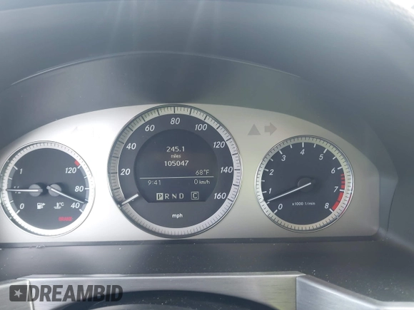 2010 Mercedes-Benz GLK 350 with VIN WDCGG8HB5AF285415, listed as a IAAI auction lot 42188423 with 105,047 mi miles and . Bid and sale history available at DreamBid. Image 7.