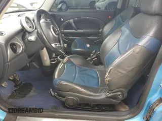 2003 MINI Hardtop S with VIN WMWRE33483TD64131, listed as a Copart auction lot 57428065 with 138,384 mi miles and Clean Title. Bid and sale history available at DreamBid. Image 7.