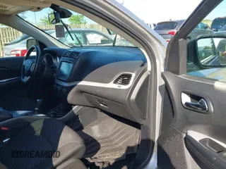 2019 Dodge Journey SE with VIN 3C4PDCBB7KT872524, listed as a IAAI auction lot 42093711 with 86,519 mi miles and . Bid and sale history available at DreamBid. Image 5.