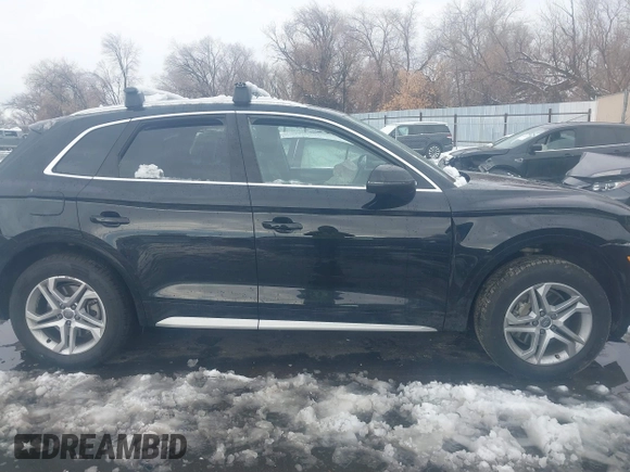 2019 Audi Q5 Premium with VIN WA1ANAFY1K2072299, listed as a IAAI auction lot 41101220 with 39,339 mi miles. Bid and sale history available at carsss.com. Image 10.
