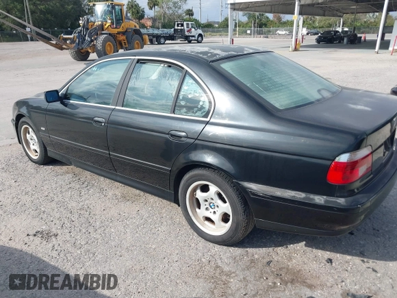 2002 BMW 5 Series 530iA with VIN WBADT63442CH91578, listed as a IAAI auction lot 41249127 with Not Provided miles. Bid and sale history available at carsss.com. Image 3.