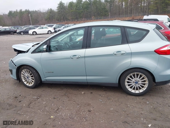 2013 Ford C-Max Hybrid SE with VIN 1FADP5AU6DL502940, listed as a IAAI auction lot 41918326 with 92,263 mi miles. Bid and sale history available at carsss.com. Image 14.