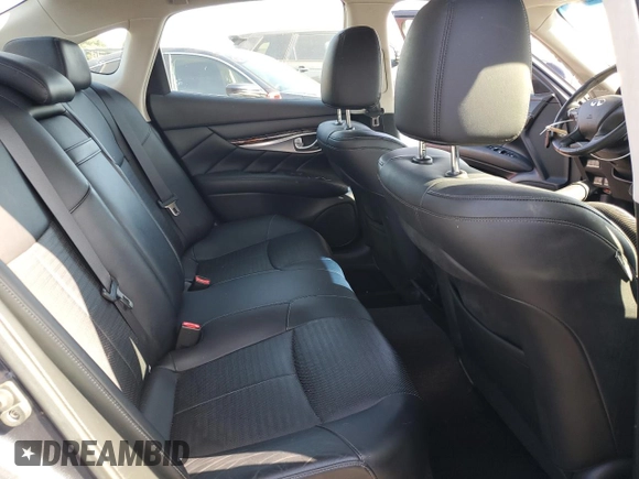2011 Infiniti M with VIN JN1BY1AP3BM325629, listed as a Copart auction lot 58600135 with 132,635 mi miles and Salvage title. Bid and sale history available at DreamBid. Image 10.