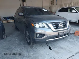 2020 Nissan Pathfinder SL with VIN 5N1DR2CN8LC608843, listed as a IAAI auction lot 41332663 with 82,098 mi miles. Bid and sale history available at carsss.com. Image 1.