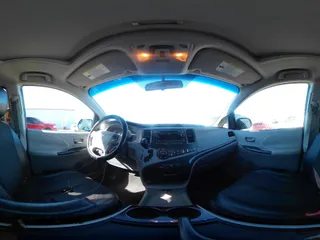 2011 Toyota Sienna SE with VIN 5TDXK3DC3BS115626, listed as a IAAI auction lot 41597769 with 252,135 mi miles. Bid and sale history available at carsss.com. Image 18.