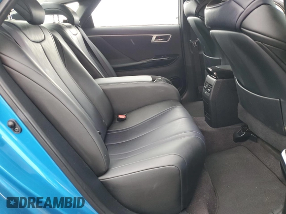 2019 Toyota Mirai with VIN JTDBVRBD7KA005885, listed as a Copart auction lot 48249855 with 42,730 mi miles and Salvage Title. Bid and sale history available at carsss.com. Image 10.
