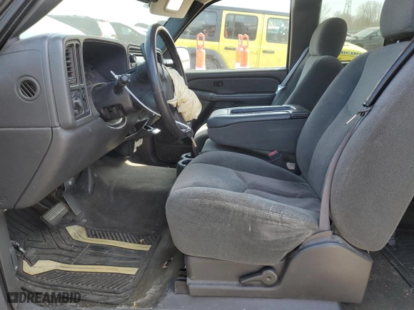 2004 Chevrolet Silverado 1500 Work Truck with VIN 2GCEC19V241109958, listed as a Copart auction lot 48849725 with 226,487 mi miles and Salvage Title. Bid and sale history available at carsss.com. Image 7.