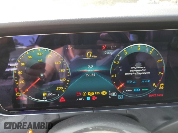 2022 Mercedes-Benz E 53 AMG with VIN W1KZF6BBXNB008261, listed as a Copart auction lot 72121074 with 27,864 mi miles and Salvage Title. Bid and sale history available at DreamBid. Image 9.
