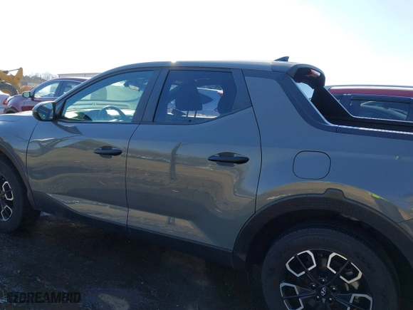 2022 Hyundai Santa Cruz SEL with VIN 5NTJBDAE9NH033090, listed as a IAAI auction lot 41652264 with 65,426 mi miles. Bid and sale history available at carsss.com. Image 14.