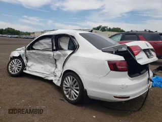 2015 Volkswagen Jetta SE with VIN 3VWD17AJ0FM326205, listed as a Copart auction lot 61358115 with Not provided miles and Salvage title. Bid and sale history available at DreamBid. Image 2.