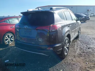 2018 Toyota RAV4 XLE z VIN JTMWFREV1JJ197662, wystawiony jako IAAI lot #42167382 z przebiegiem 64 826 mil mil oraz . Historia ofert i sprzedaży dostępna na DreamBid. Obrazek 4.