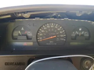 1994 Toyota Pickup z VIN 4TARN81A5RZ221208, wystawiony jako Copart lot #47466265 z przebiegiem 244 088 mil mil oraz Szkoda całkowita • Salvage title. Historia ofert i sprzedaży dostępna na DreamBid. Obrazek 9.