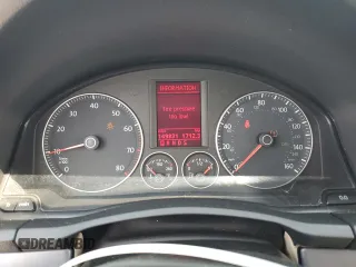 2008 Volkswagen Eos Turbo с VIN WVWBA71FX8V019512, выставлен на аукционе Copart как лот 59273505 с пробегом 149 831 миль миль и Списание • Salvage title. История ставок и продаж доступна на DreamBid. Изображение 9.