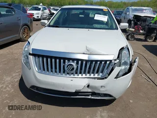 2010 Mercury Milan Premier z VIN 3MEHM0JG7AR644016, wystawiony jako IAAI lot #42214582 z przebiegiem 173 228 mil mil oraz . Historia ofert i sprzedaży dostępna na DreamBid. Obrazek 6.