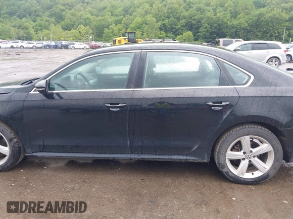 2012 Volkswagen Passat SE z VIN 1VWBP7A30CC101769, wystawiony jako IAAI lot #42281010 z przebiegiem 161 003 mil mil oraz . Historia ofert i sprzedaży dostępna na DreamBid. Obrazek 15.