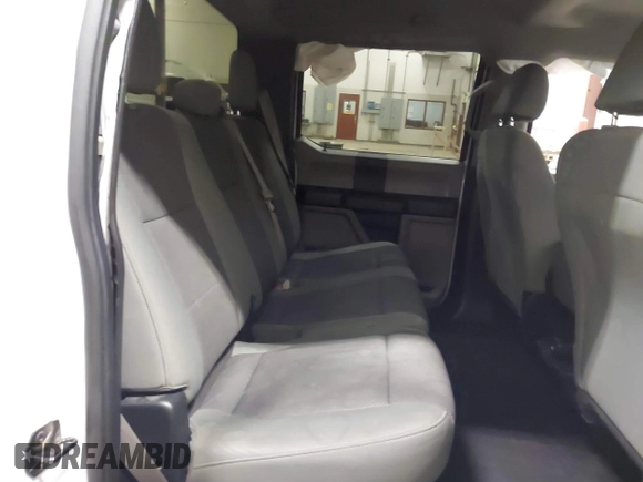 2016 Ford F-150 XLT with VIN 1FTEW1EP3GKE25825, listed as a IAAI auction lot 41254806 with 140,971 mi miles. Bid and sale history available at carsss.com. Image 8.