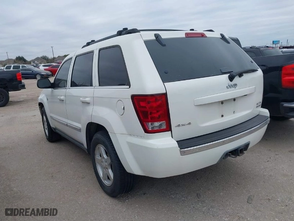 2005 Jeep Grand Cherokee Limited with VIN 1J8HR58215C664544, listed as a IAAI auction lot 41361505 with NaN miles. Bid and sale history available at carsss.com. Image 3.