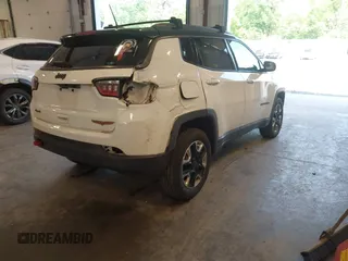 2017 Jeep Compass Trailhawk с VIN 3C4NJDDB0HT611263, выставлен на аукционе IAAI как лот 42547466 с пробегом 136 225 миль миль и . История ставок и продаж доступна на DreamBid. Изображение 4.