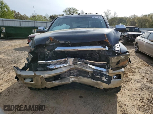 2011 Ram 2500 Laramie Longhorn z VIN 3D7UT2HL3BG580917, wystawiony jako Copart lot #50717625 z przebiegiem 141 494 mil mil oraz Szkoda całkowita • Salvage title. Historia ofert i sprzedaży dostępna na DreamBid. Obrazek 5.