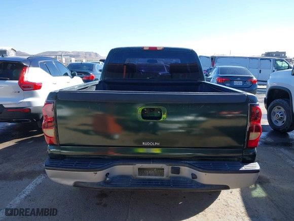 2004 Chevrolet Silverado 1500 Work Truck with VIN 1GCEC19X34Z145554, listed as a IAAI auction lot 41504168 with 203,888 mi miles. Bid and sale history available at carsss.com. Image 16.