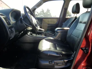 2006 Ford Escape Limited with VIN 1FMYU94146KA33462, listed as a Copart auction lot 84848594 with 162,501 mi miles and Clean Title. Bid and sale history available at carsss.com. Image 7.