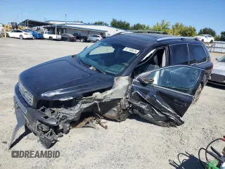 2007 Volvo XC90 V8 with VIN YV4CZ852X71359255, listed as a Copart auction lot 67740474 with 321,800 mi miles and Salvage Title. Bid and sale history available at carsss.com. Image 1.